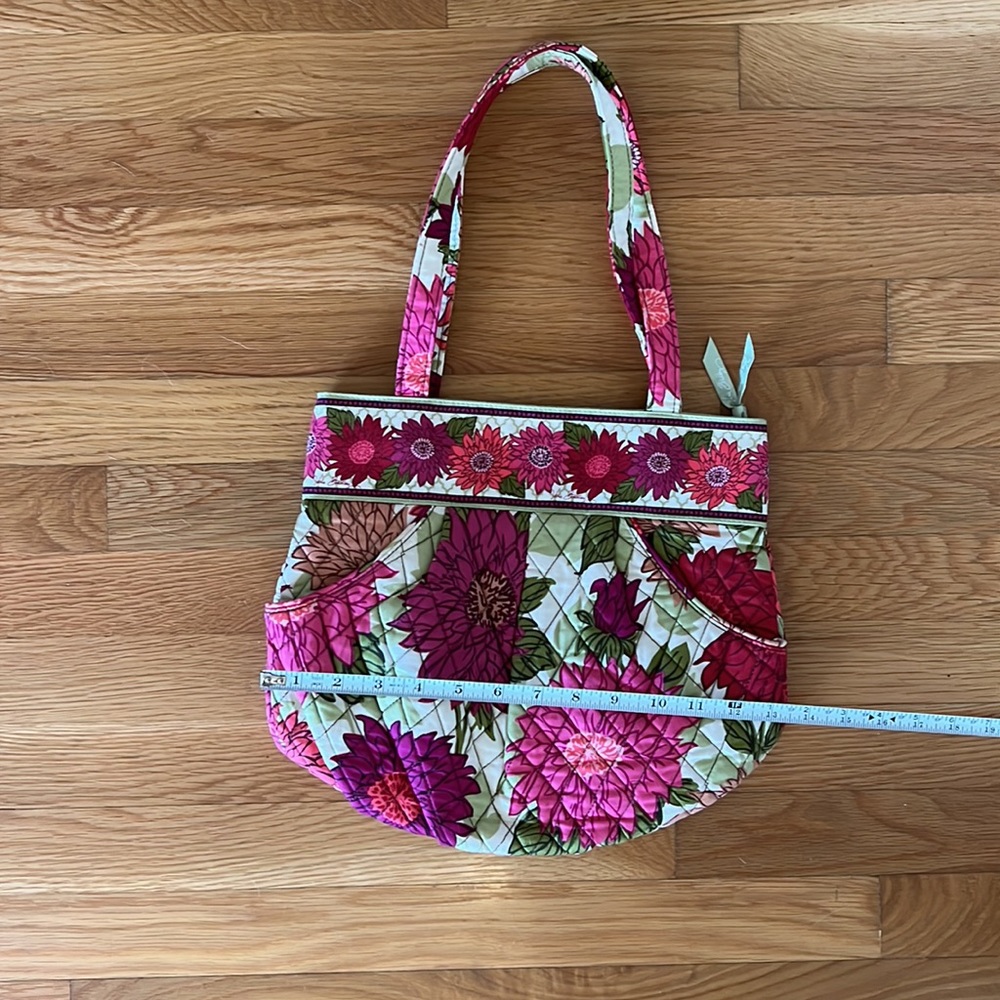 Vera Bradley Bag ~HELLO DAHLIA~ RETIRED PATTERN. - Picture 10 of 11